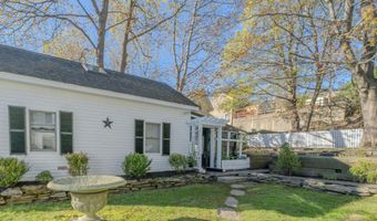 18 Waldo Ave, Belfast, ME 04915