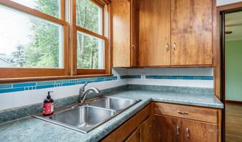 4234 Doncaster Dr, Madison, WI 53711