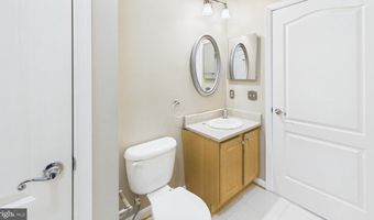 20920 CEDARPOST Sq 300, Ashburn, VA 20147