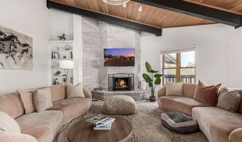 6831 E STAGECOACH PASS, Carefree, AZ 85377