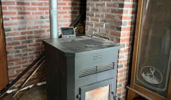 96 French St, Acton, ME 04001