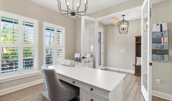 5829 SILVER SUN Dr, Apollo Beach, FL 33572