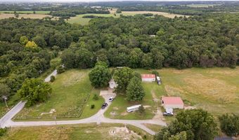 19686 Lawrence 1180, Aurora, MO 65605