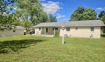 407 N Crestview Ave, Ash Grove, MO 65604