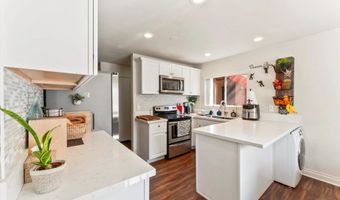 5483 Adobe Falls Rd 7, San Diego, CA 92120