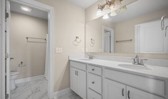 85 Brighton Dr, Aurora, OH 44202