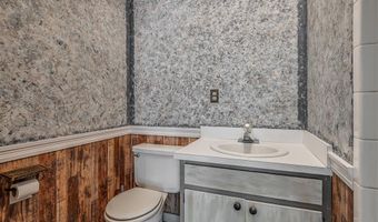 822 Stanley Ave, Ardmore, OK 73401