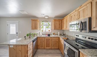 2001 Lawrence Ln 1004, Blackfoot, ID 83221