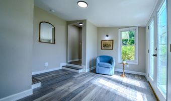 304 N 3rd St, Anna, OH 45302