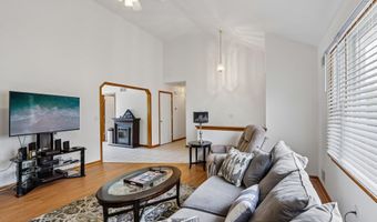 92 Birch St, Beachwood, NJ 08722