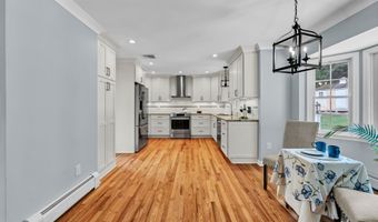 2 A Aspen Way, Danbury, CT 06811