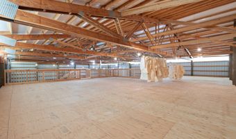 21805 BOONES FERRY Rd, Aurora, OR 97002