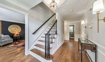 4929 Willow Creek Dr, Woodstock, GA 30188