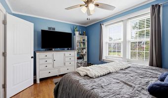 6329 Darlow Dr, Affton, MO 63123