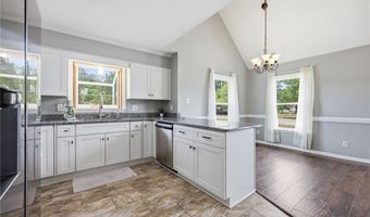 190 Fox Run Ln, Autryville, NC 28318