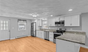 84 Phillip Ave, Cumberland, RI 02864