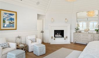 85 Nayatt Rd, Barrington, RI 02806