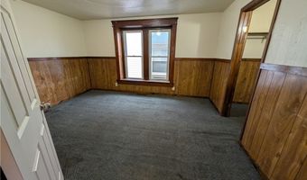 564 Carroll St, Akron, OH 44304