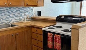633 N Commercial St N, Aransas Pass, TX 78336