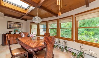 7 Swartout Pl, Amityville, NY 11701