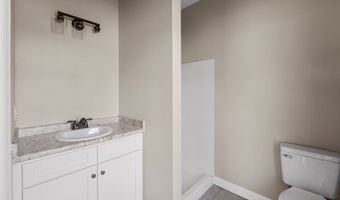 110 Peach Ln, Baxley, GA 31513