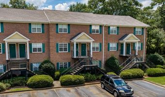 100 Woodstone 12, Athens, GA 30605