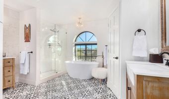 9446 E ROMPING Rd, Carefree, AZ 85377
