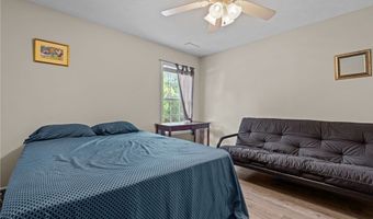 110 Lightwater Dr, Aberdeen, NC 28315