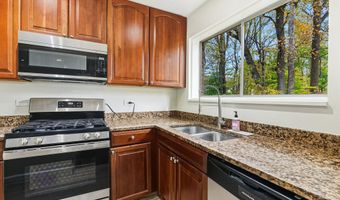 10523 MONTROSE Ave 203, Bethesda, MD 20814