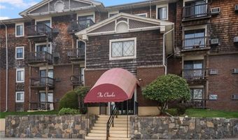 1190 Charles St 18, North Providence, RI 02904