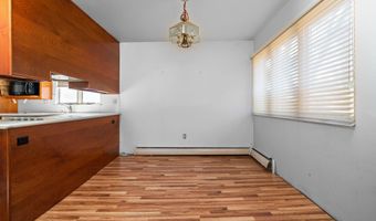 2219 Needham Rd, Ann Arbor, MI 48104