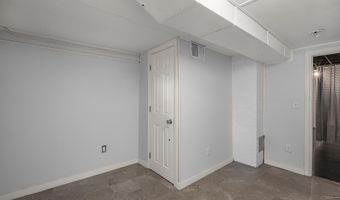 539 Brisbin St, Anoka, MN 55303