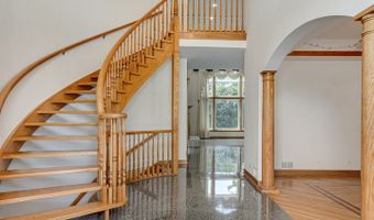 1773 W Whispering Ct, Addison, IL 60101