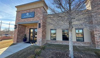 7840 Hillside Rd, Amarillo, TX 79119