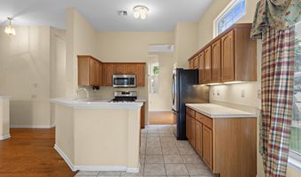 6 RAPIDS Ct, Barnegat, NJ 08005