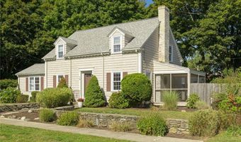 16 Elm Ave, East Providence, RI 02916