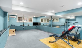 26 Sheridan Rd, Asheville, NC 28803