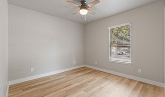 62 Live Oak St, Alvarado, TX 76009