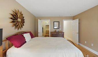 67 Southwick Ct 67, Cheshire, CT 06410