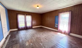 83 High St, Angelica, NY 14709