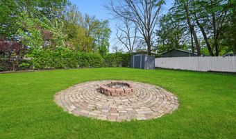 26427 W Prospect Ave, Antioch, IL 60002