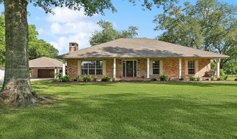 168 Sarah Victoria Dr, Belle Chasse, LA 70037