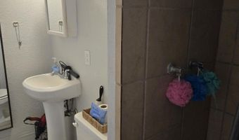 908 W CHAVEZ Ave, Belen, NM 87002