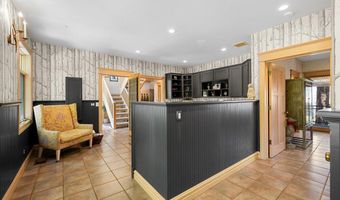 500 Ashland Loop Rd, Ashland, OR 97520
