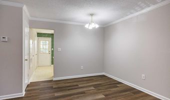 100 Woodstone 10, Athens, GA 30605