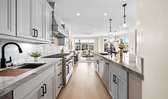 812 N Cleveland St 3, Oceanside, CA 92054