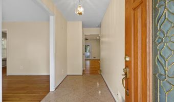 12027 DEVILWOOD Dr, Potomac, MD 20854