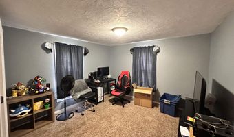 1206 3rd Ave, Alton, IA 51003