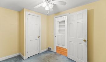 16 Kingsford Ave, East Providence, RI 02915
