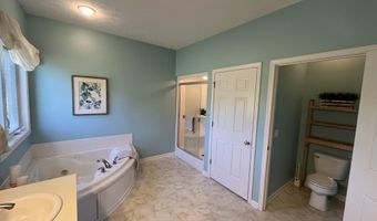 8866 Cascade Rd SE, Ada, MI 49301